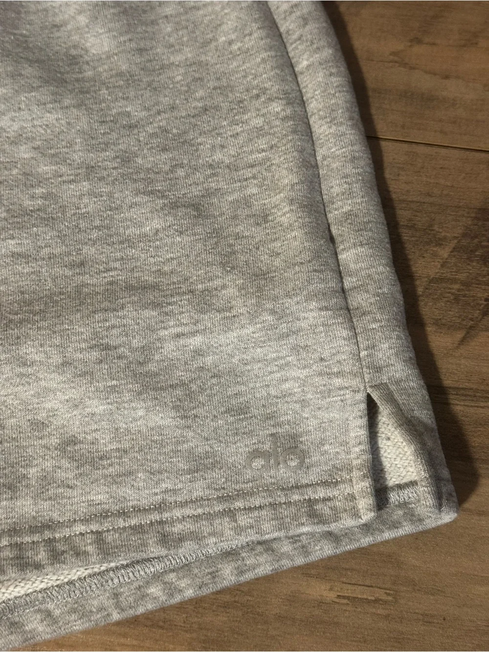 Alo Yoga gray heather shorts